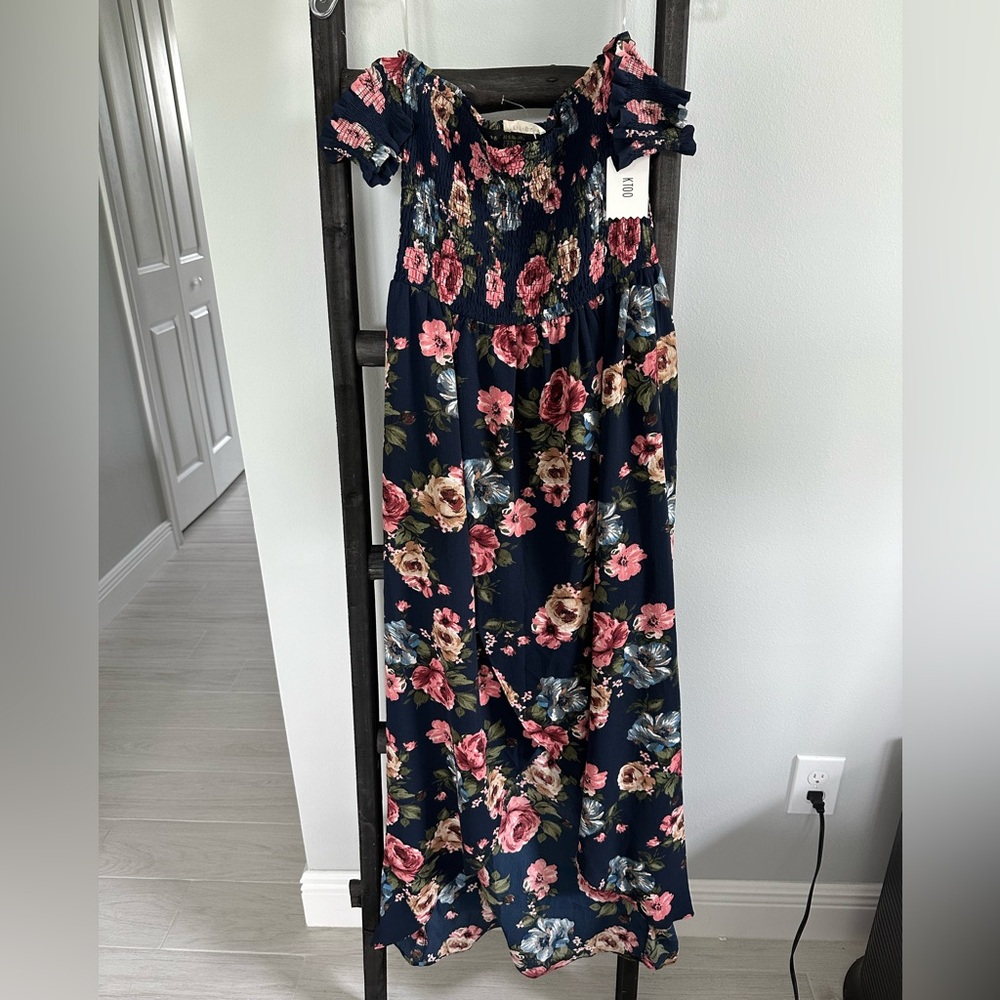 KTOO- off shoulder maxi dress